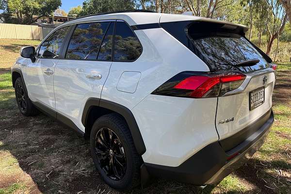 2024 Toyota RAV4 Cruiser AXAH52R thumb-3