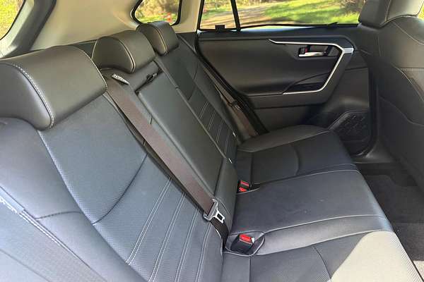 2024 Toyota RAV4 Cruiser AXAH52R thumb-13