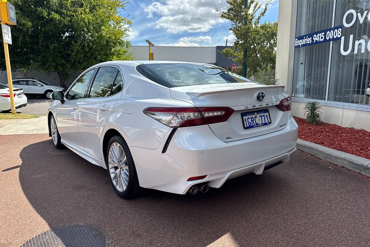 2017 Toyota Camry SL AXVH71R