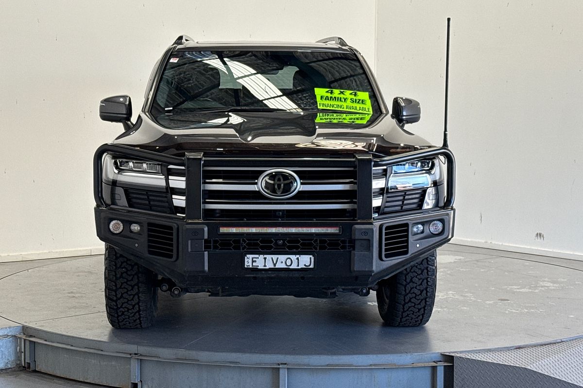 2022 Toyota Landcruiser LC300 VX (4x4) FJA300R