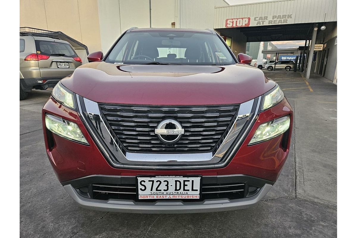 2023 Nissan X-TRAIL ST T33