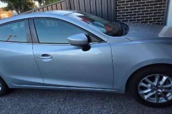 2018 Mazda 3 Touring BN Series thumb-5