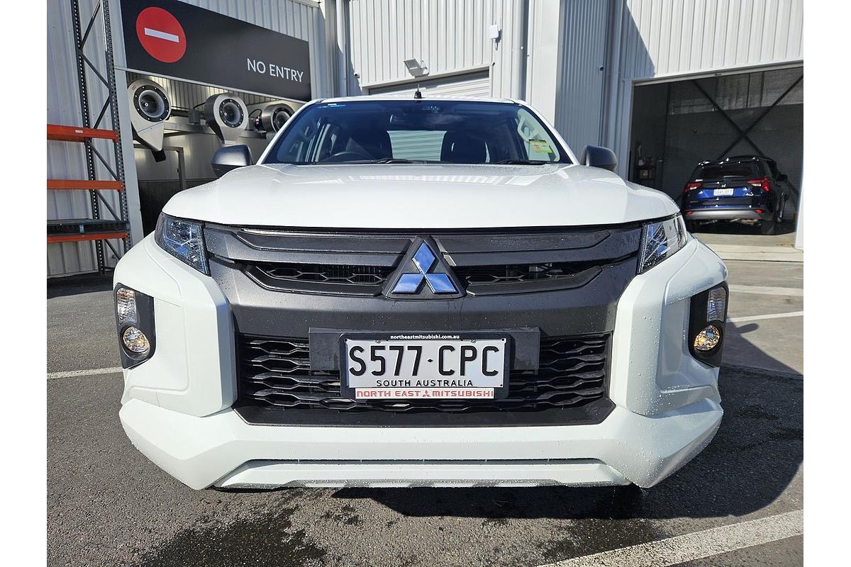 2022 Mitsubishi Triton GLX+ MR 4X4