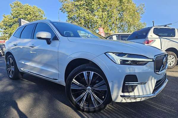 2023 Volvo XC60 Ultimate B5 Bright