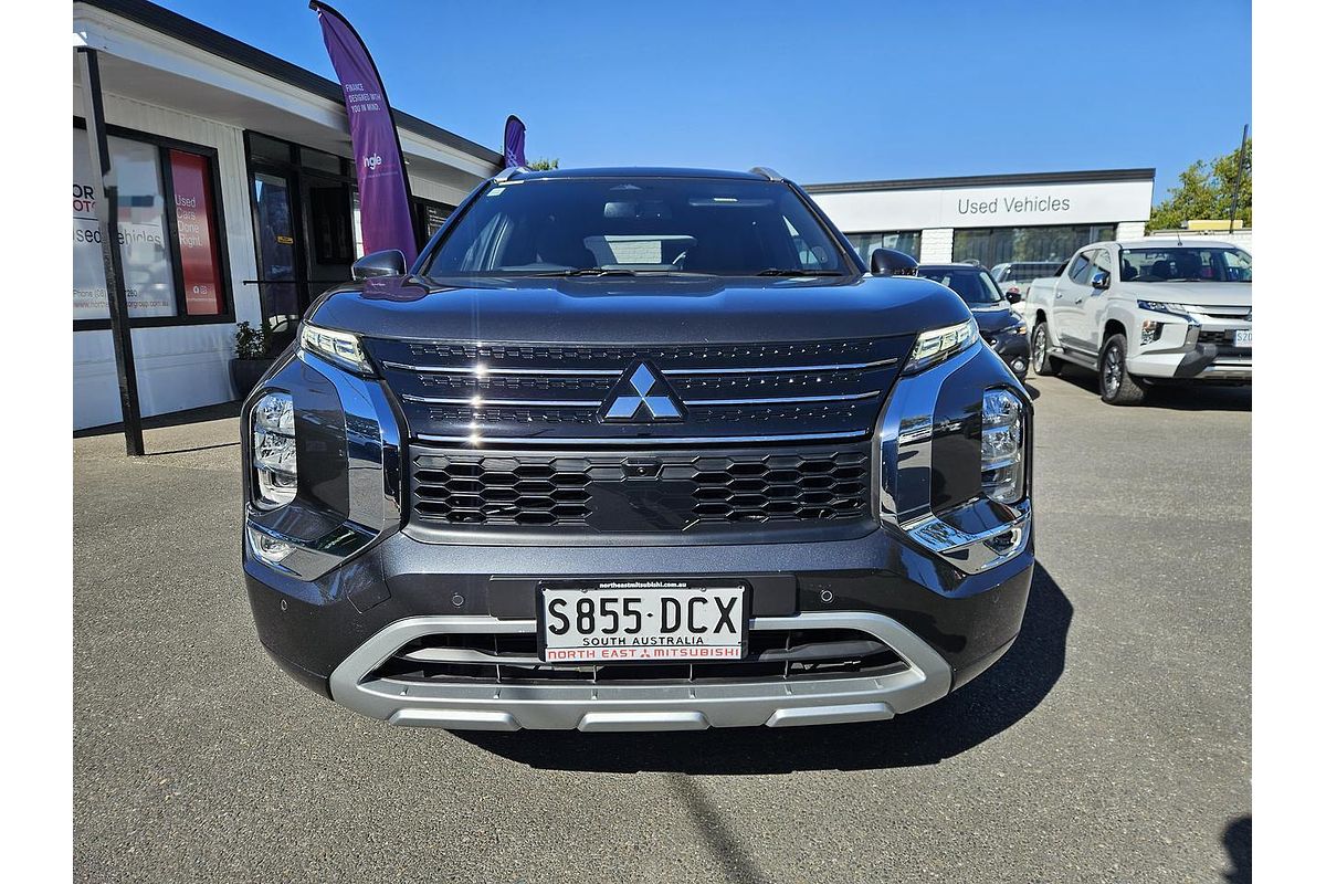 2024 Mitsubishi Outlander Exceed Tourer ZM
