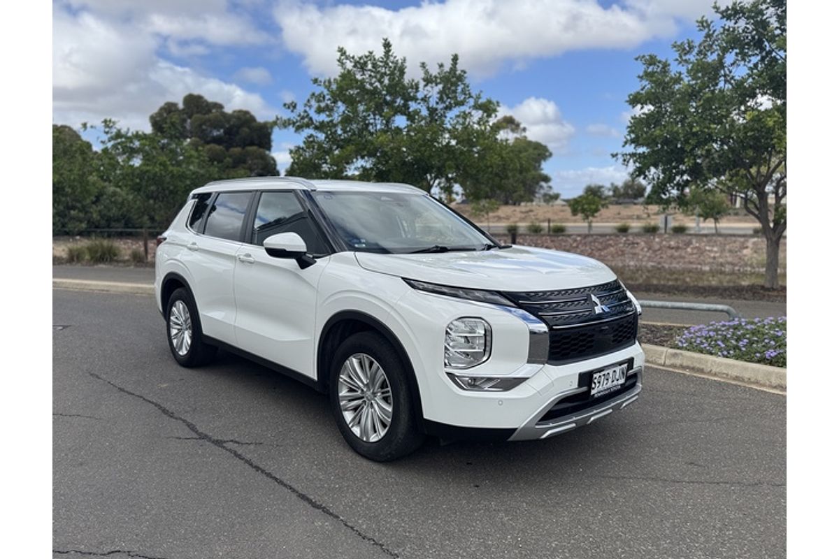 2024 Mitsubishi Outlander LS 7 SEAT (AWD) ZM MY24