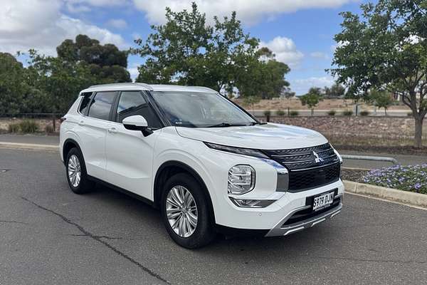2024 Mitsubishi Outlander LS 7 SEAT (AWD) ZM MY24