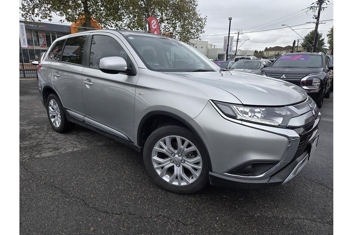 2021 Mitsubishi Outlander ES ZL