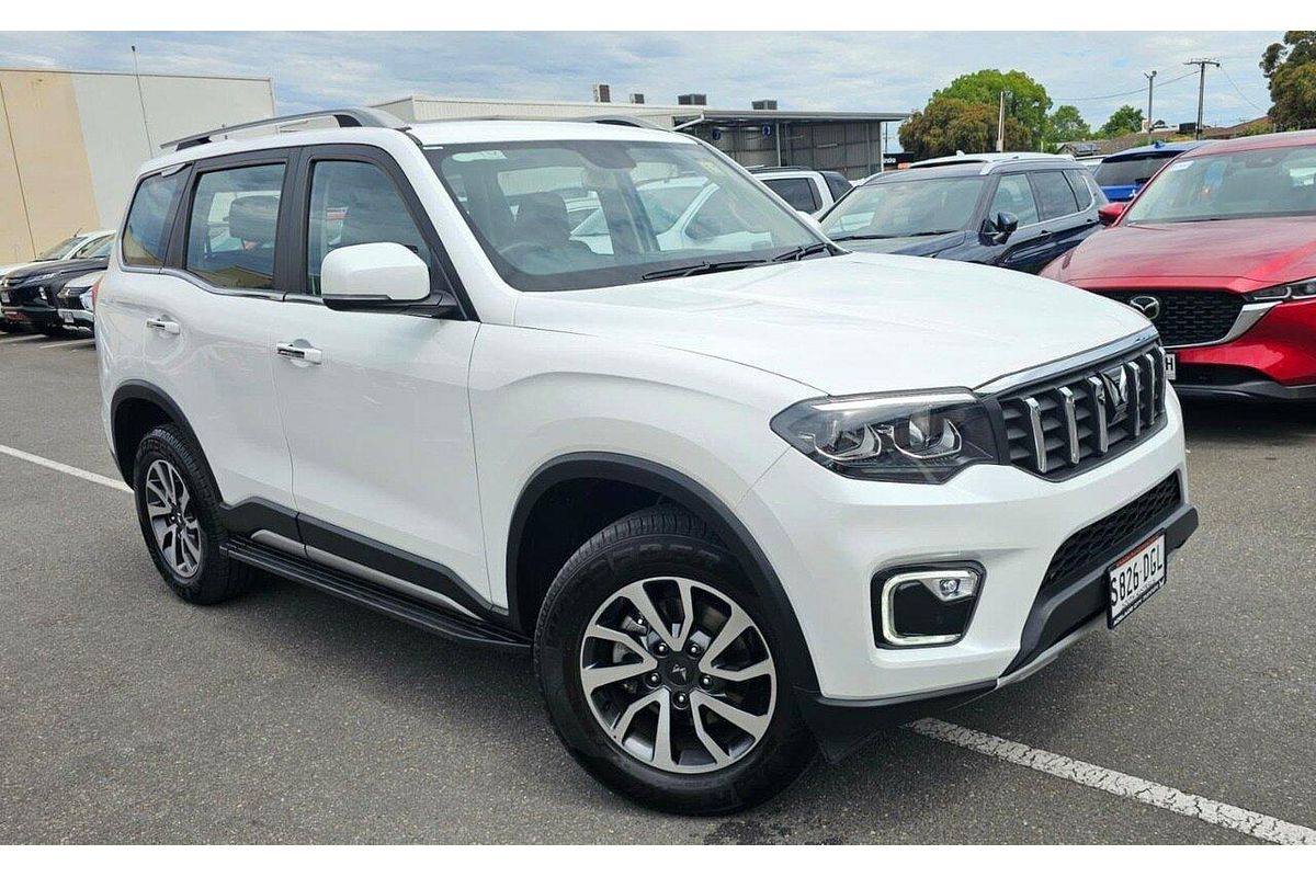 2024 Mahindra Scorpio Z8L