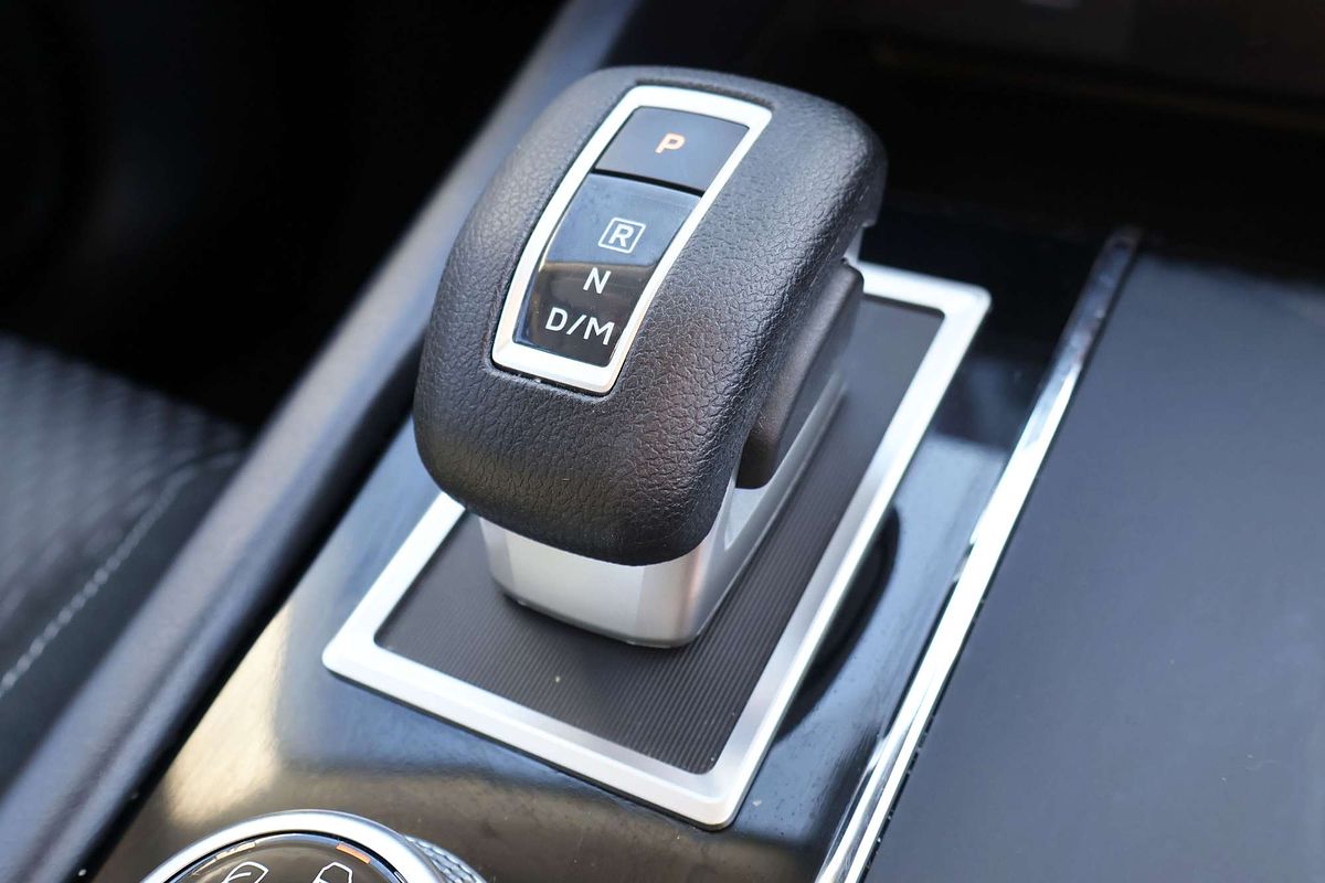 2024 Mitsubishi Outlander ES ZM