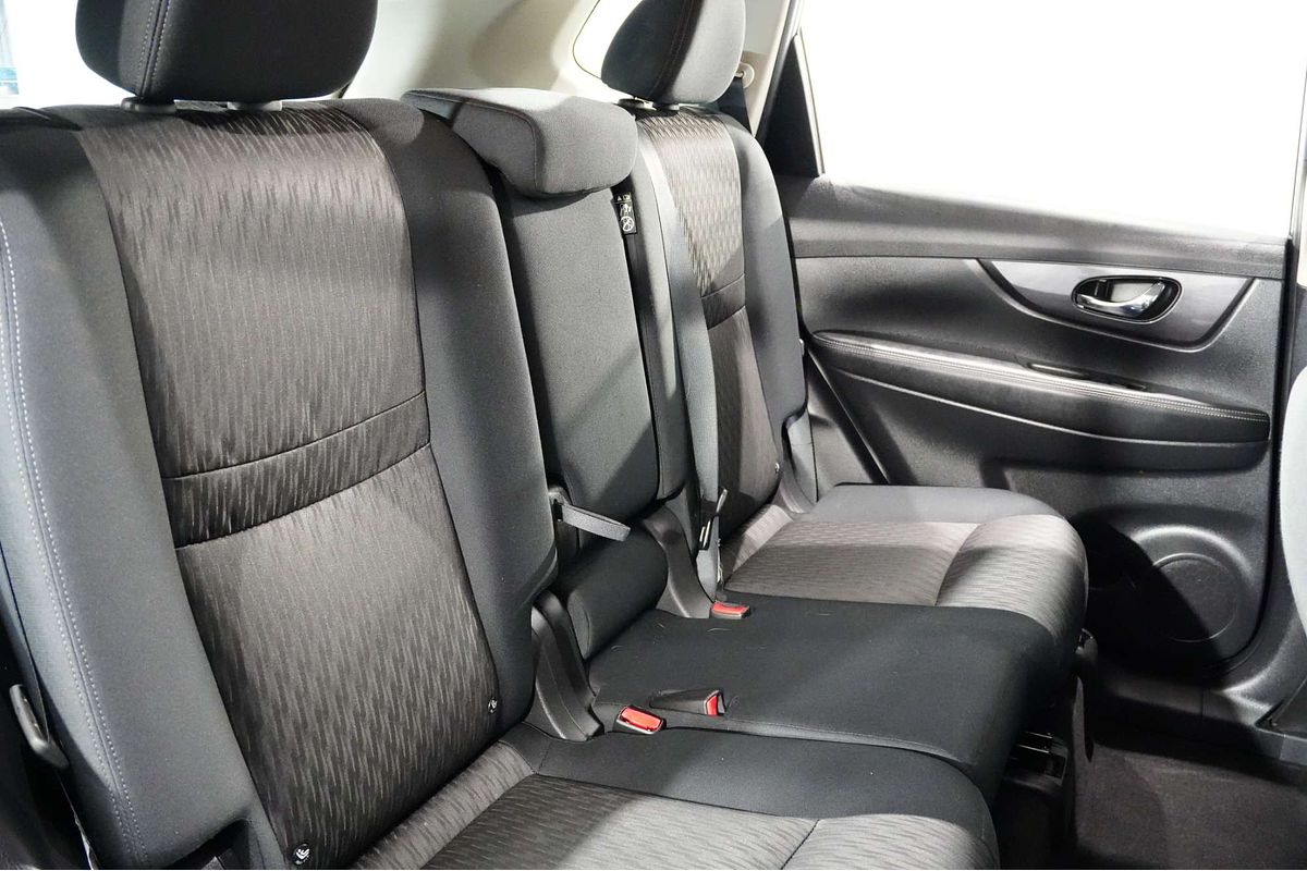 2022 Nissan X-TRAIL ST T32