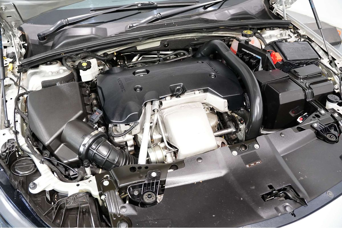 2020 Holden Commodore LT ZB