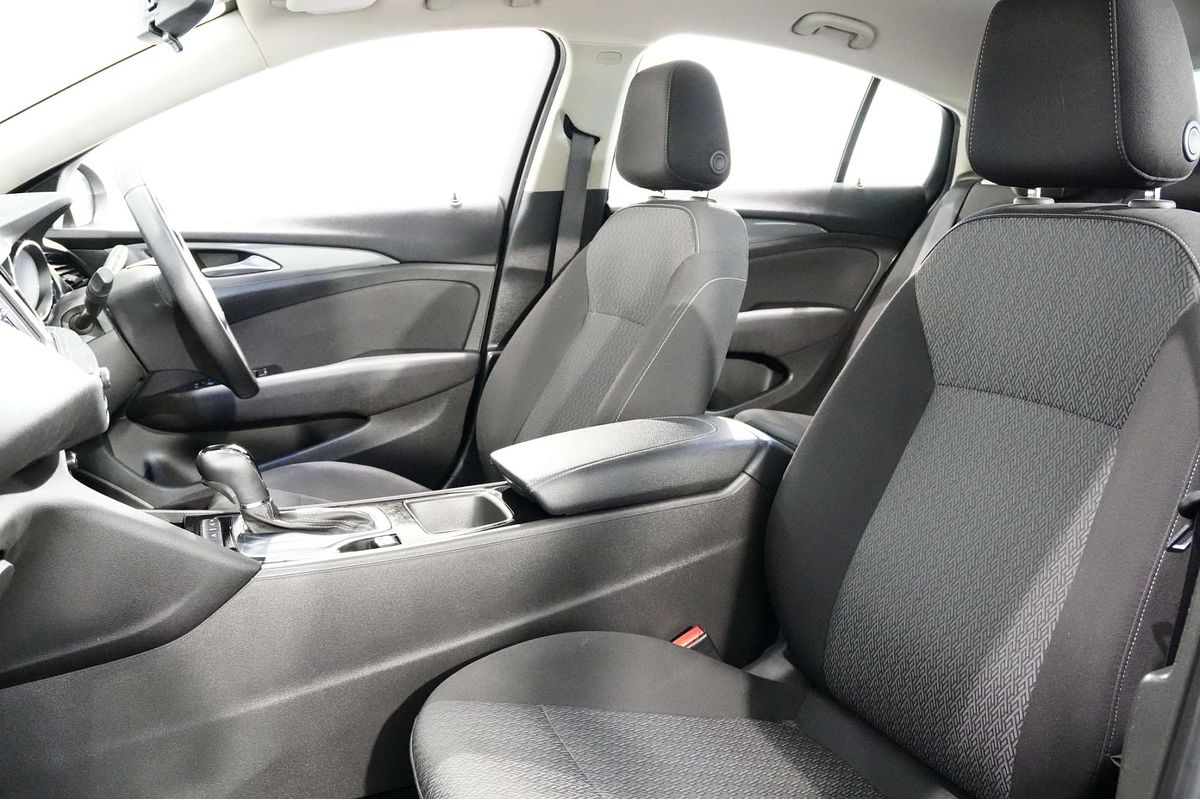 2020 Holden Commodore LT ZB