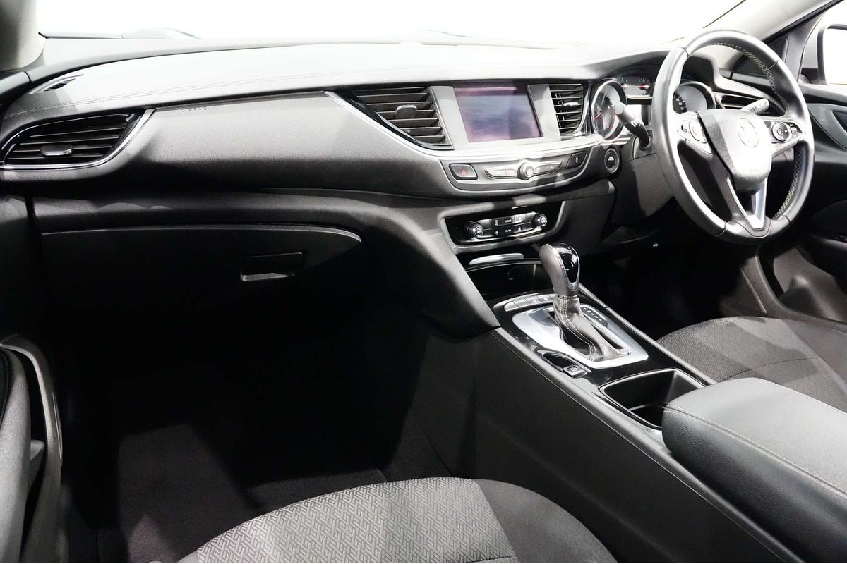 2020 Holden Commodore LT ZB