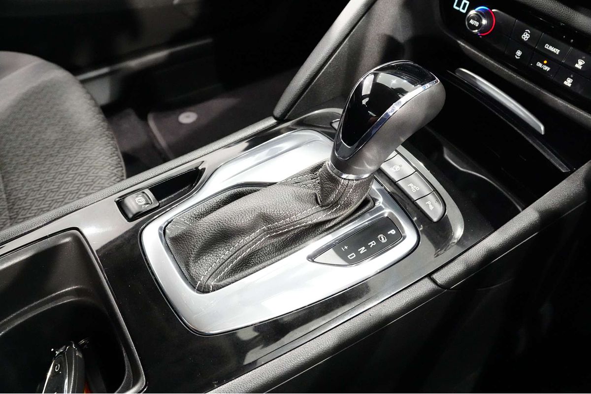 2020 Holden Commodore LT ZB