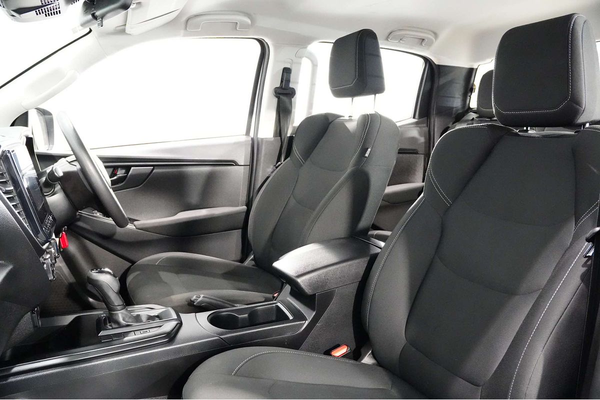 2023 Isuzu D-MAX SX 4X4