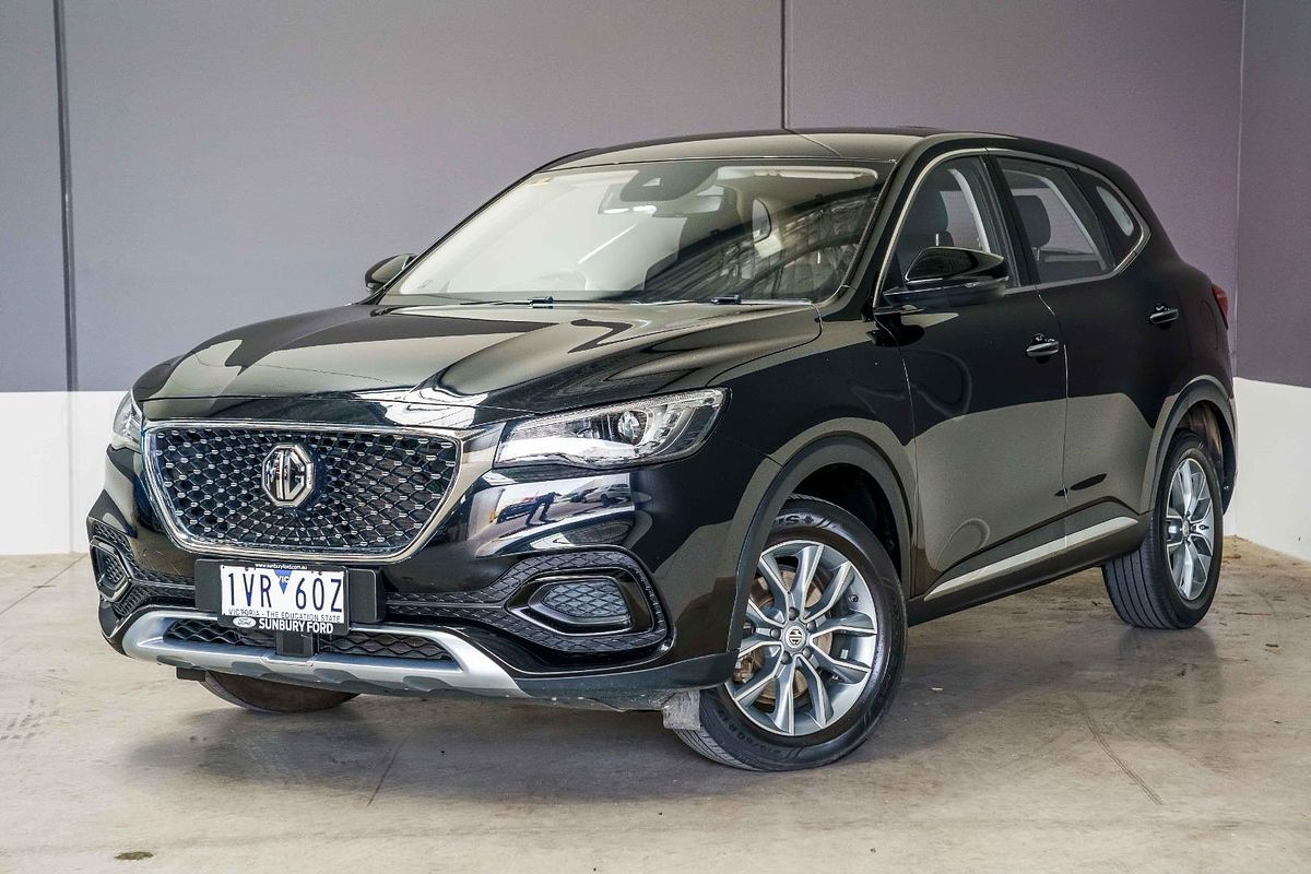 2022 MG HS Core SAS23