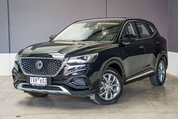 2022 MG HS Core SAS23