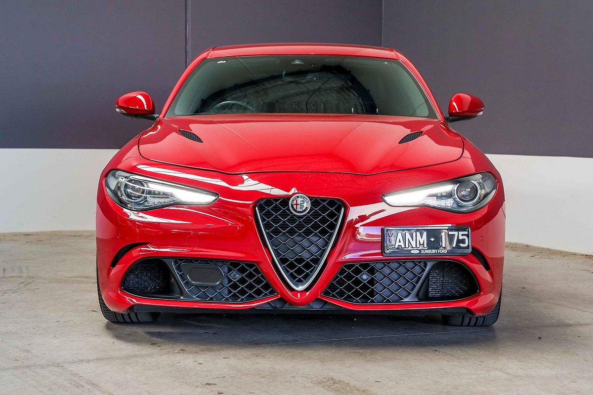 2017 Alfa Romeo Giulia Quadrifoglio