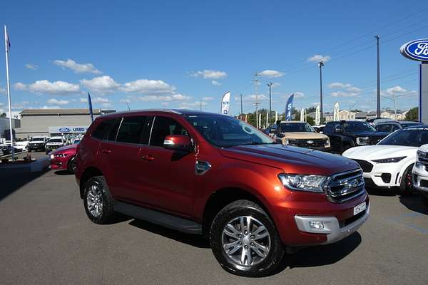 2015 Ford Everest