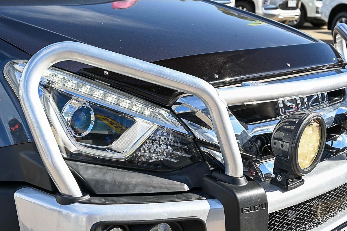 2017 Isuzu MU-X LS-T