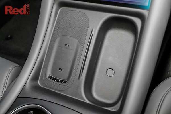 2026 MG IM5 Performance P12L thumb-13