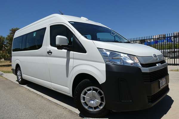 2022 Toyota Hiace Commuter GDH322R ELWB High Roof