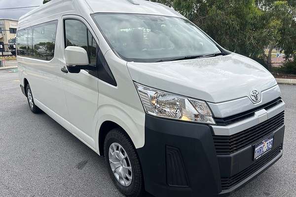 2022 Toyota Hiace Commuter GDH322R ELWB High Roof