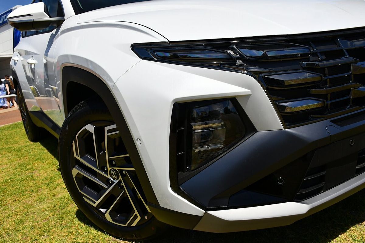 2026 Hyundai Tucson Hybrid Premium NX4.V4