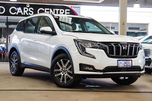 2024 Mahindra XUV700 AX7L Black Edition