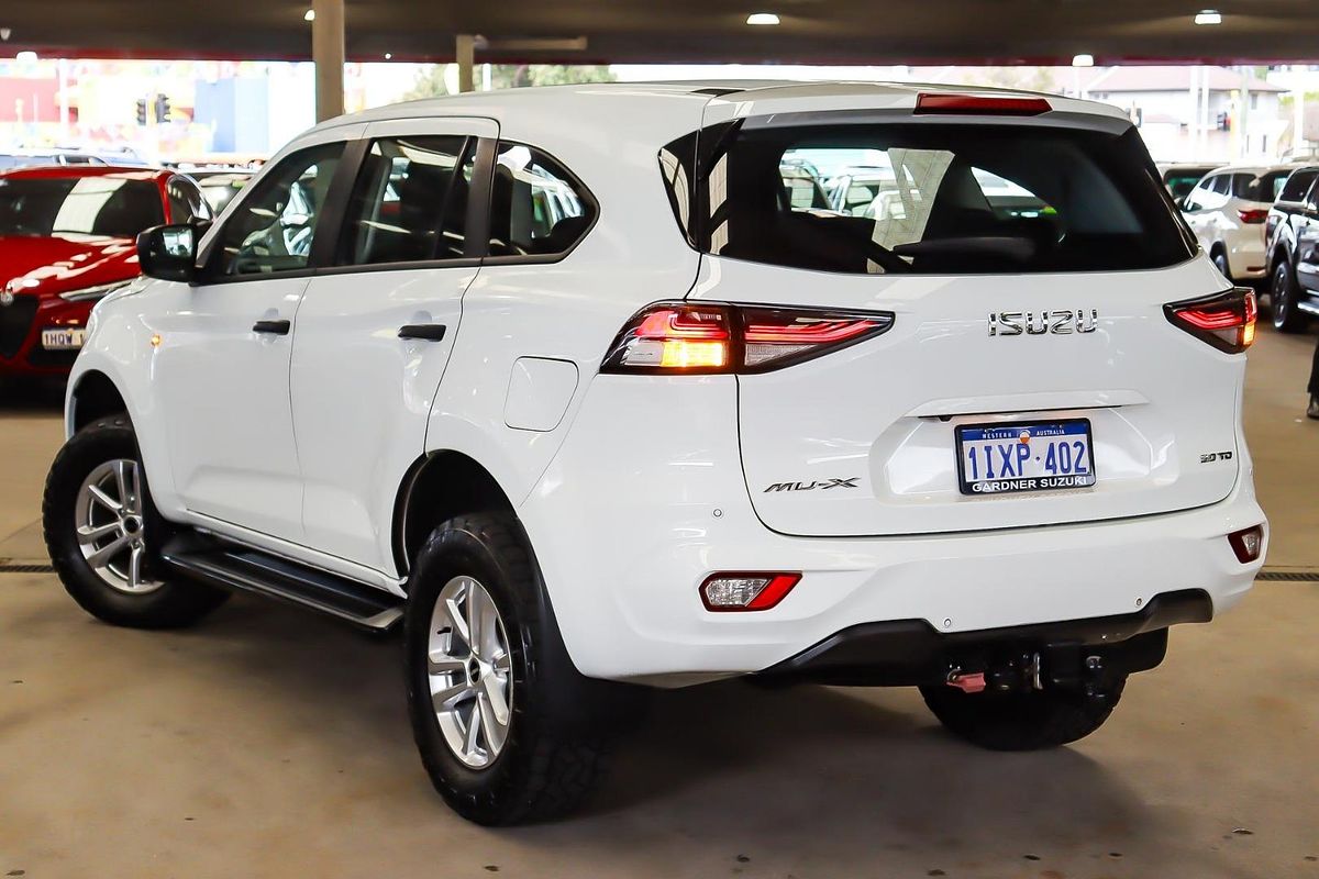 2021 Isuzu MU-X LS-M