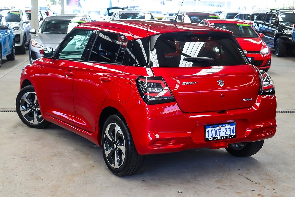 2024 Suzuki Swift Hybrid GLX UZ