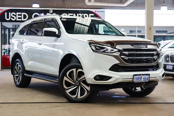 2022 Isuzu MU-X LS-T