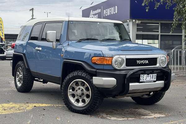 2013 Toyota FJ Cruiser GSJ15R