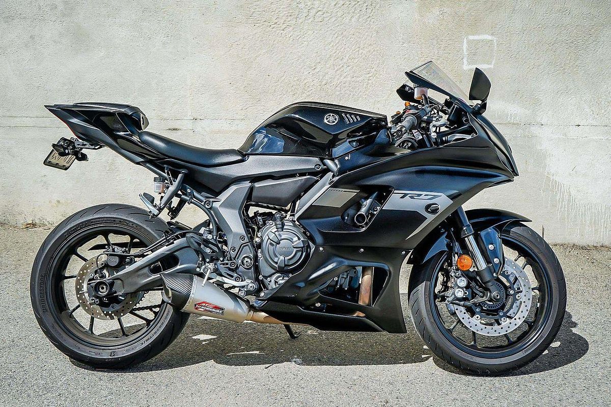 2025 Yamaha YZF-R7 LAMs YZF-R