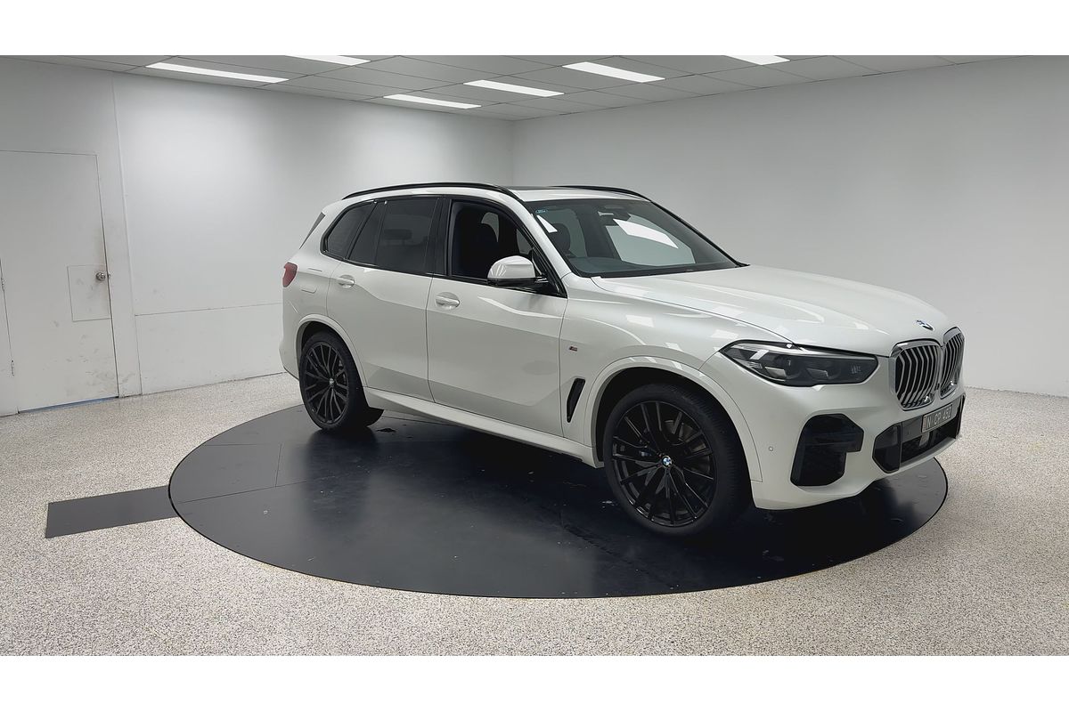 2022 BMW X5 xDrive40i M Sport G05