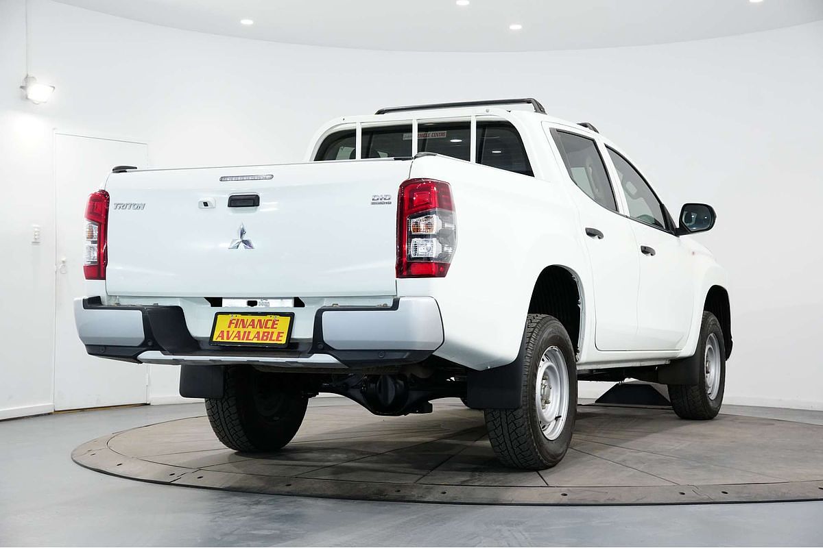 2019 Mitsubishi Triton GLX ADAS MR 4X4