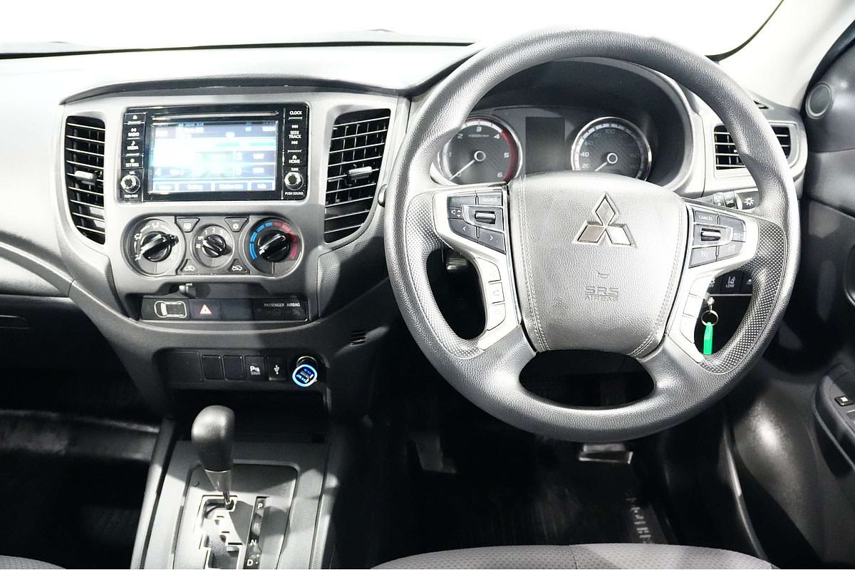 2019 Mitsubishi Triton GLX ADAS MR 4X4