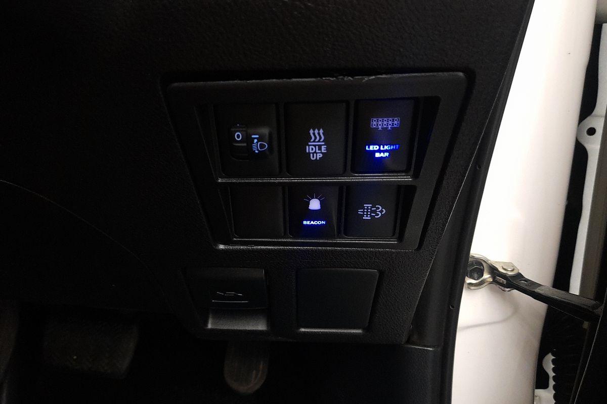 2022 Toyota Hilux SR GUN126R 4X4