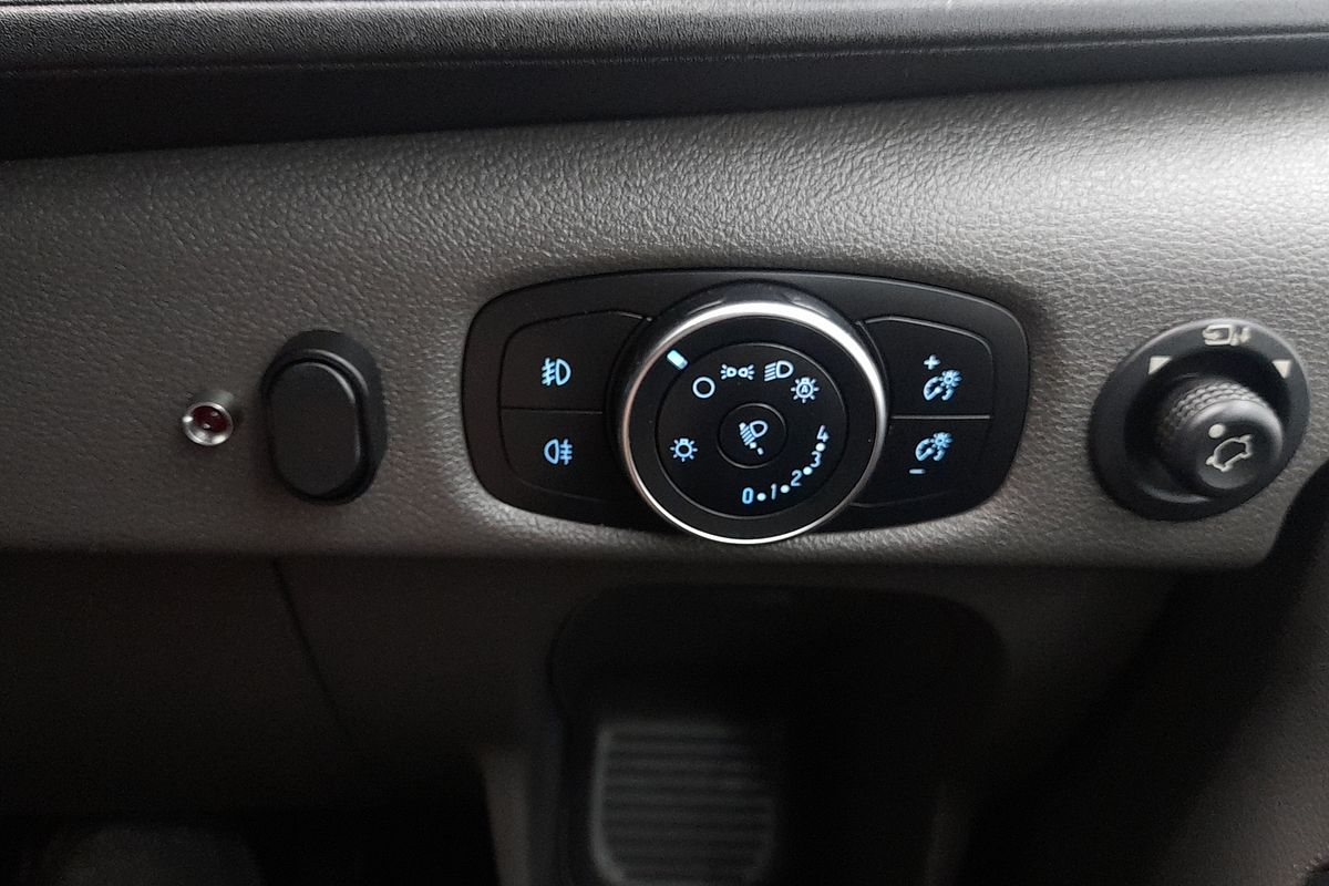 2020 Ford Transit 350L VO LWB Mid Roof