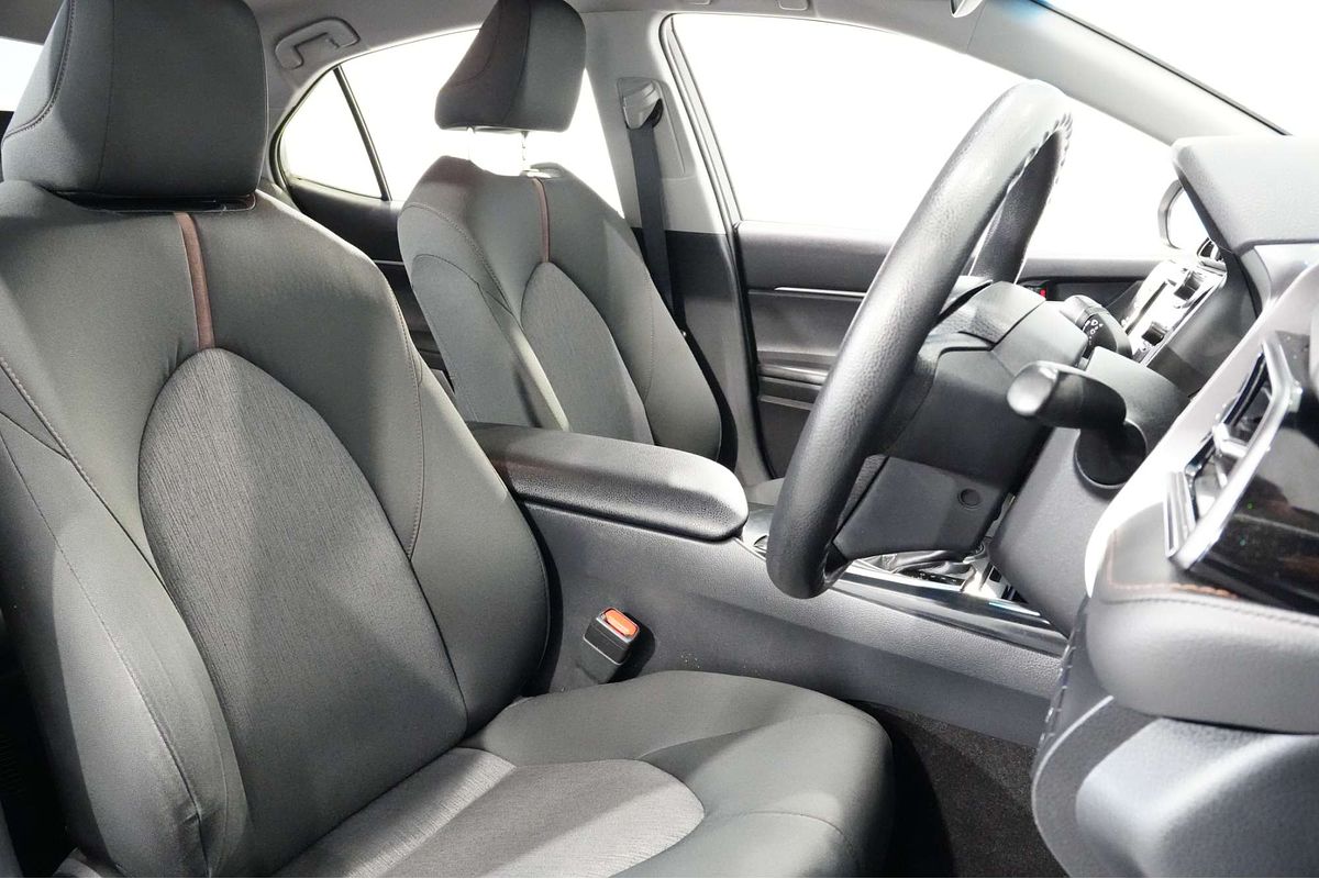 2019 Toyota Camry Ascent AXVH71R