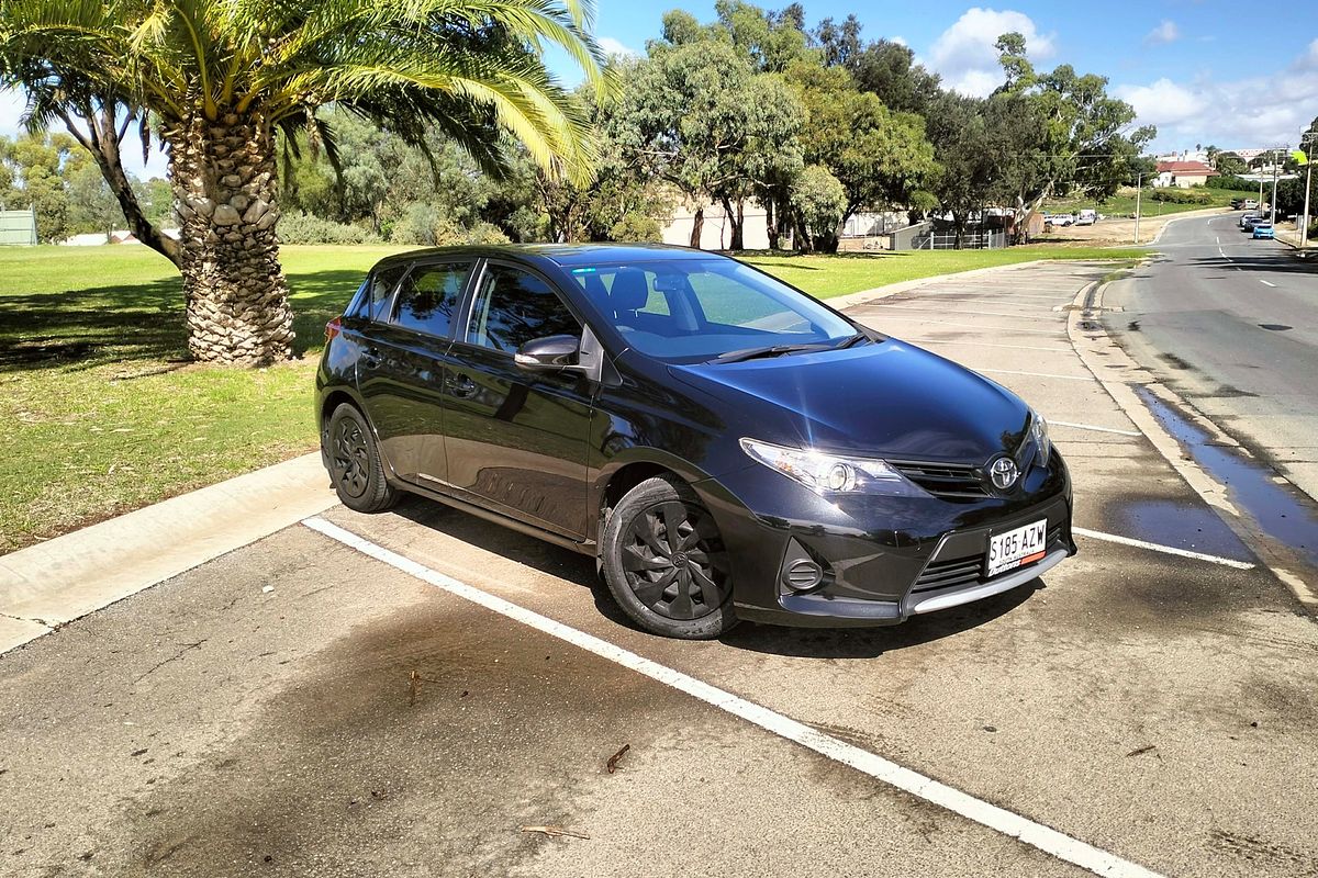 2013 Toyota Corolla Ascent ZRE182R