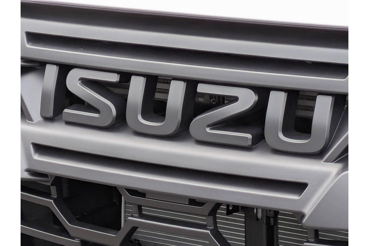 2026 Isuzu D-MAX BLADE 4X4