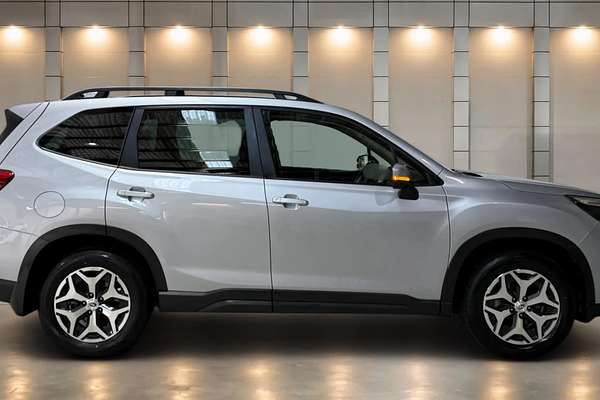 2023 Subaru Forester 2.5i S5