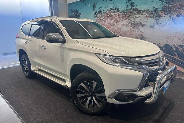 2015 Mitsubishi Pajero Sport GLX QE