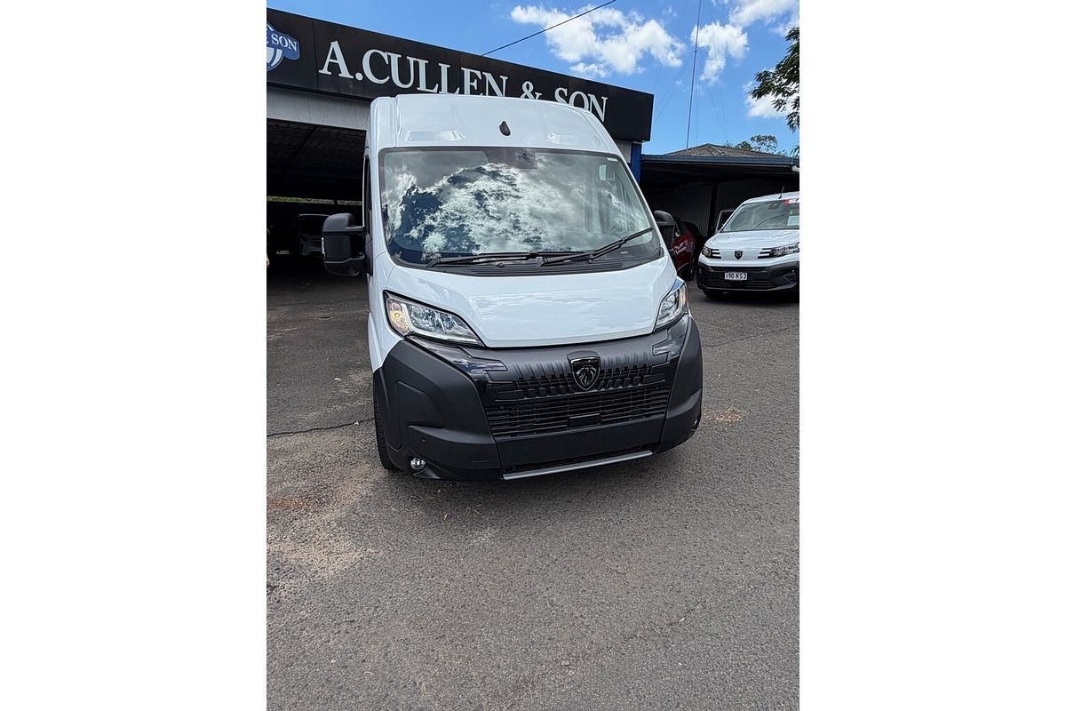 2025 Peugeot Boxer Pro X250 LWB Mid Roof