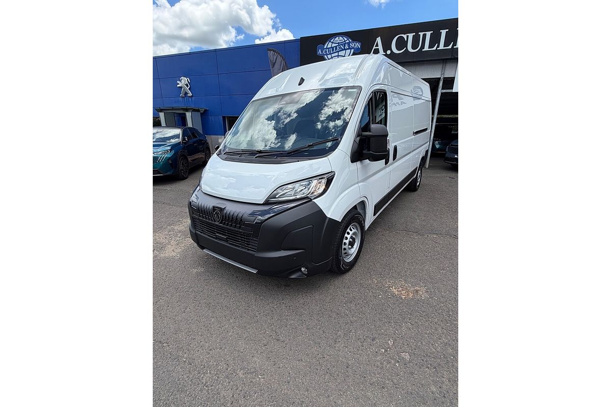 2025 Peugeot Boxer Pro X250 LWB Mid Roof