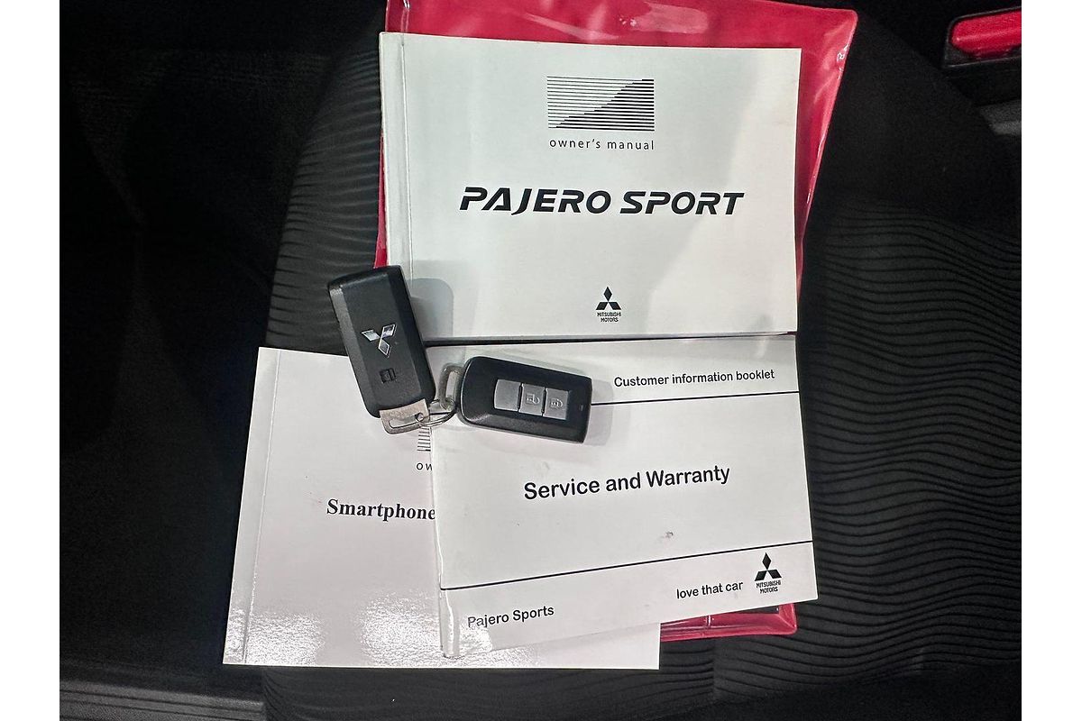 2015 Mitsubishi Pajero Sport GLX QE