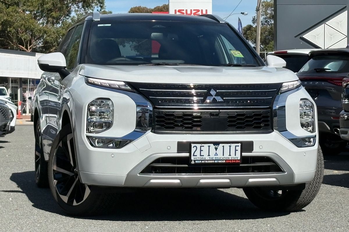 2025 Mitsubishi Outlander PHEV Exceed Tourer ZM