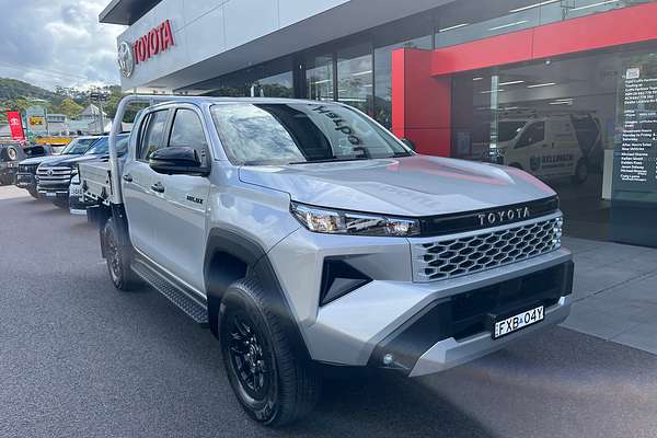 2025 Toyota Hilux SR 48V GUN227R 4X4